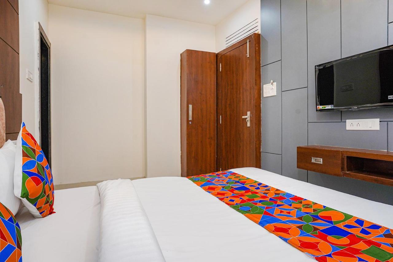Hotel Fabhotel Coral Indore