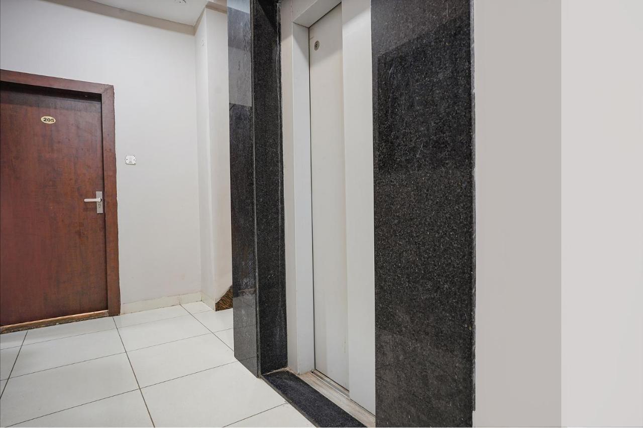 Hotel Fabhotel Coral Indore